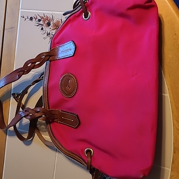 Dooney & Bourke HOT PINK Canvas Bag.  Pre-loved - Picture 6 of 17